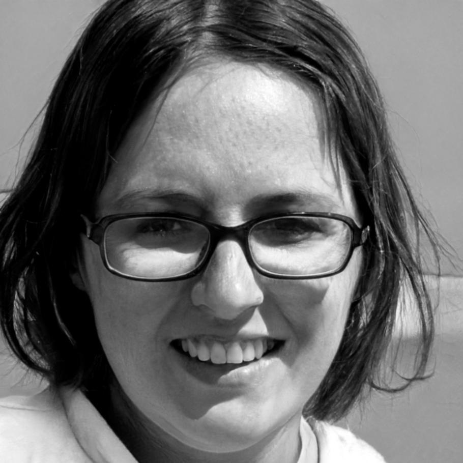 Martina Vogelmann - Ihre Finanzexpertin bei gorpenexzarzari